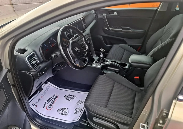 Kia Sportage cena 65999 przebieg: 137000, rok produkcji 2016 z Tuchów małe 326